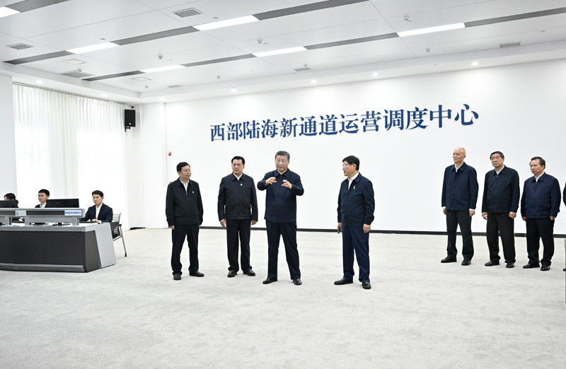 習(xí)近平在重慶考察時(shí)強(qiáng)調(diào)
進(jìn)一步全面深化改革開放
不斷譜寫中國(guó)式現(xiàn)代化重慶篇章
蔡奇陪同考察「相關(guān)圖片」